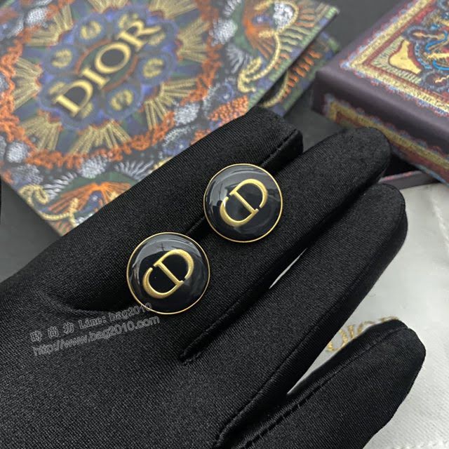 Dior飾品 迪奧經典熱銷款925銀針字母CD滴釉圓形紐扣耳釘耳環  zgd1460
